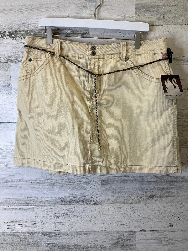 Skort By Gloria Vanderbilt  Size: 16