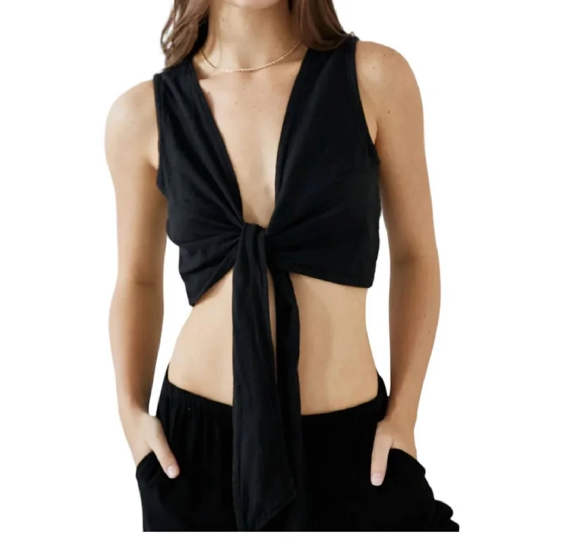 Lou Sleeveless Knot Front Crop Top In Black